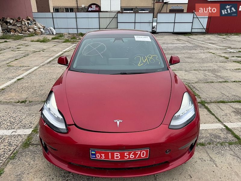 Седан Tesla Model 3 2018 в Владимире