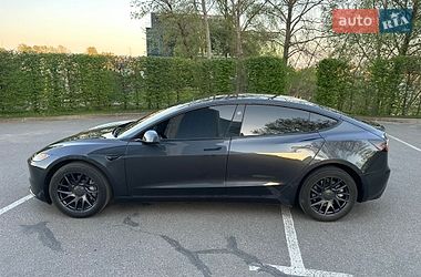 Седан Tesla Model 3 2025 в Києві
