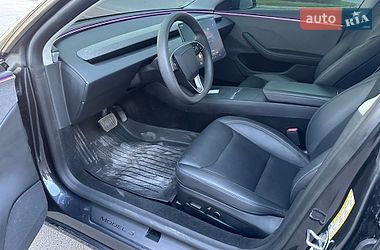 Седан Tesla Model 3 2025 в Києві