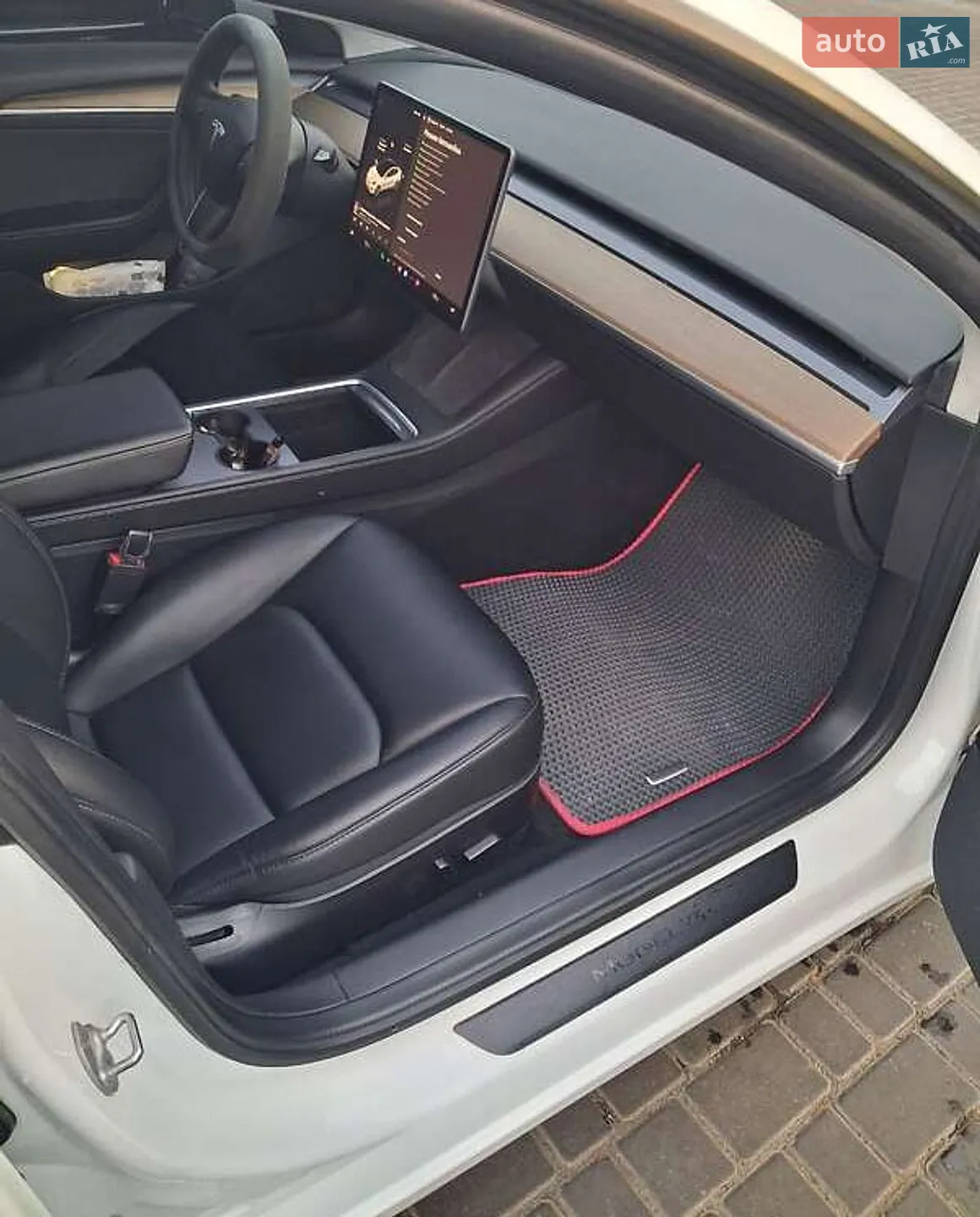 2022 Tesla Model 3 - мініатюра 9