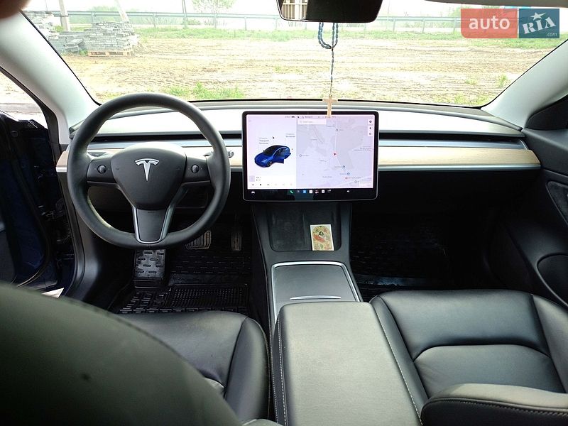 Седан Tesla Model 3 2021 в Львове фото 12 Седан Tesla Model 3 2021 в Львове