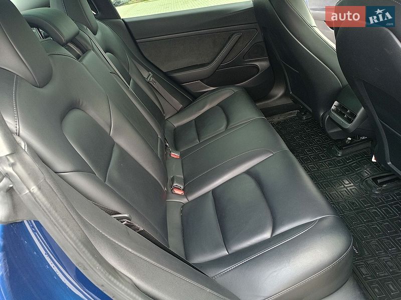 Седан Tesla Model 3 2021 в Львове фото 24 Седан Tesla Model 3 2021 в Львове