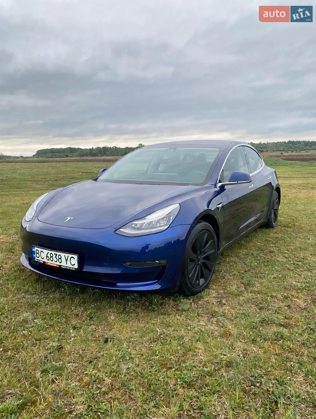 2018 Tesla Model 3 - фото 1
