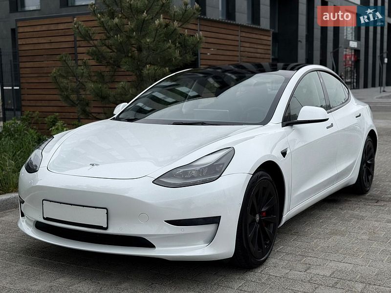 Седан Tesla Model 3 2022 в Киеве фото 5 Седан Tesla Model 3 2022 в Киеве