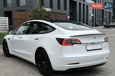 Седан Tesla Model 3 2022 в Киеве фото 20 Седан Tesla Model 3 2022 в Киеве