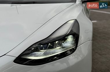 Седан Tesla Model 3 2022 в Киеве фото 31 Седан Tesla Model 3 2022 в Киеве
