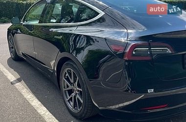 Седан Tesla Model 3 2018 в Одессе