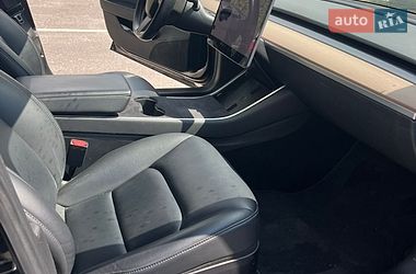 Седан Tesla Model 3 2018 в Одессе