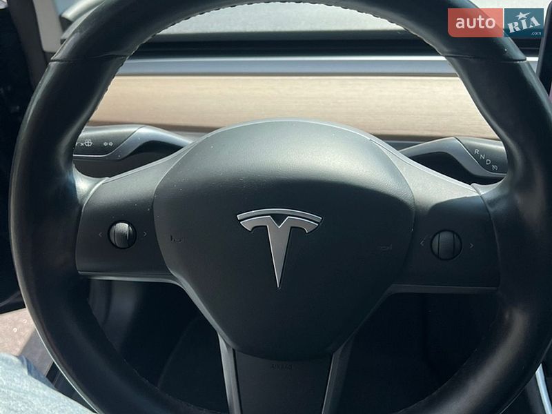 Седан Tesla Model 3 2018 в Одессе