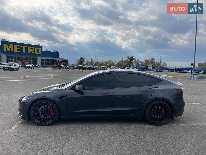Седан Tesla Model 3 2024 в Києві фото 2 Седан Tesla Model 3 2024 в Києві