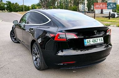 Седан Tesla Model 3 2019 в Кам'янському фото 10 Седан Tesla Model 3 2019 в Кам'янському