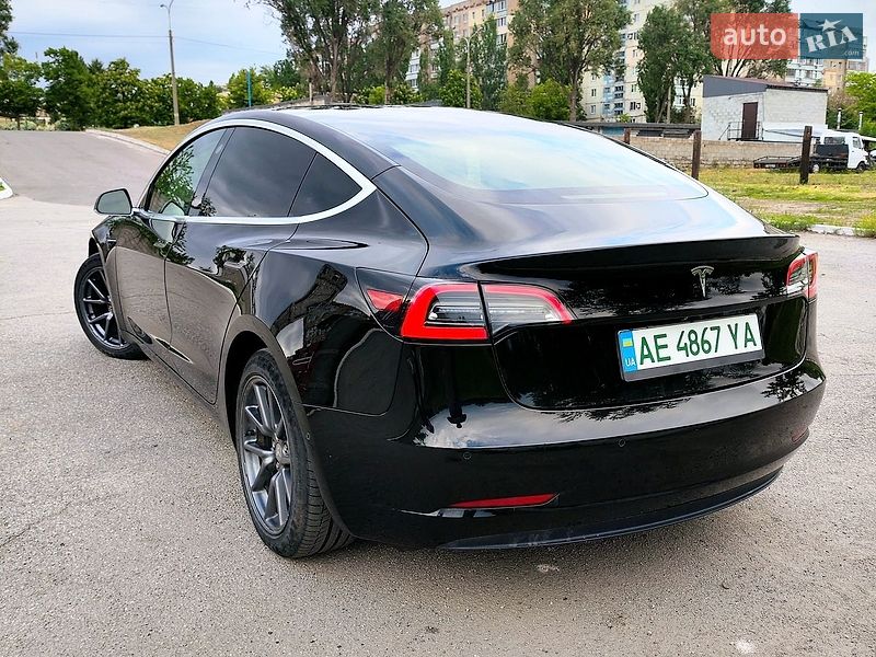 Седан Tesla Model 3 2019 в Кам'янському фото 10 Седан Tesla Model 3 2019 в Кам'янському