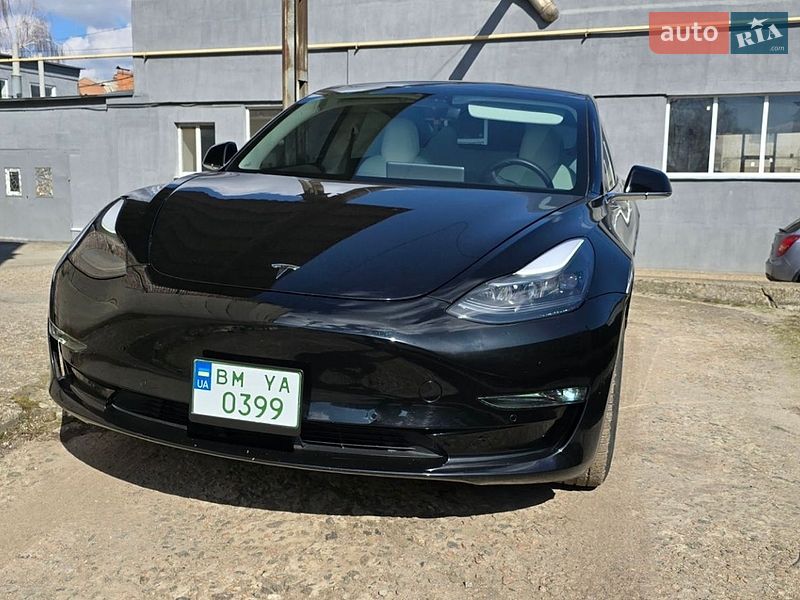 Седан Tesla Model 3 2019 в Сумах