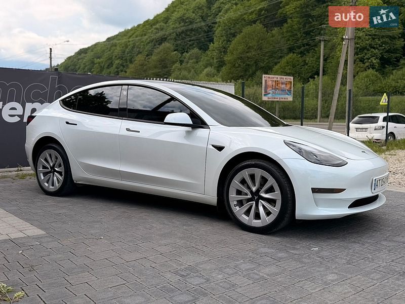 Седан Tesla Model 3 2023 в Яремчі фото 3 Седан Tesla Model 3 2023 в Яремчі