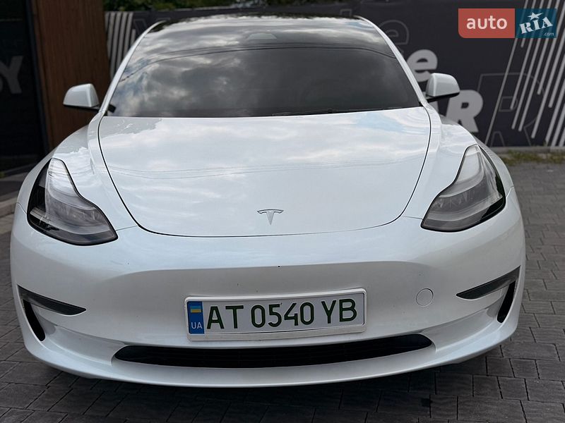 Седан Tesla Model 3 2023 в Яремче фото 6 Седан Tesla Model 3 2023 в Яремче