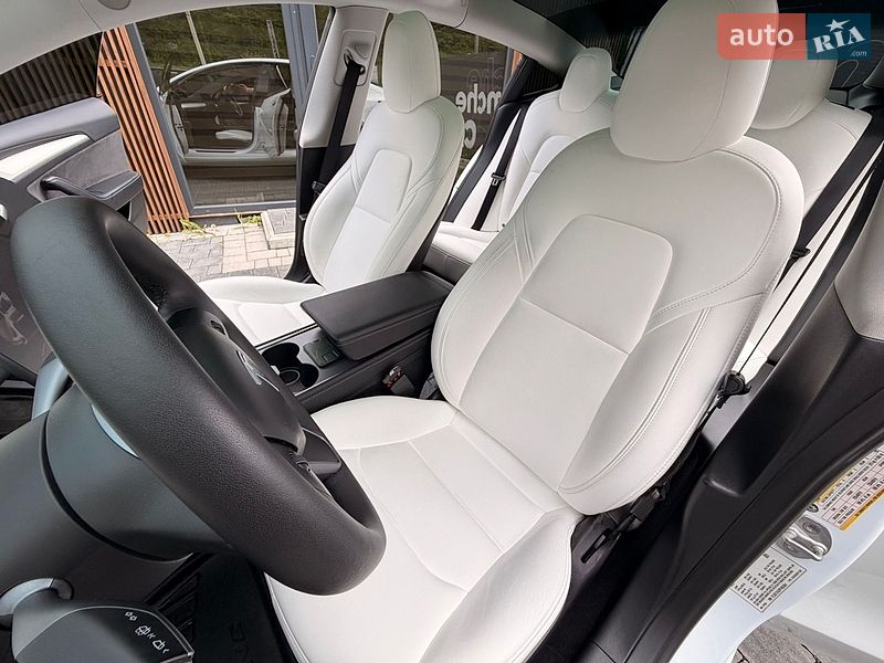 Седан Tesla Model 3 2023 в Яремче фото 12 Седан Tesla Model 3 2023 в Яремче