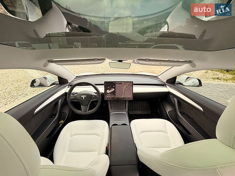Седан Tesla Model 3 2023 в Яремчі фото 33 Седан Tesla Model 3 2023 в Яремчі
