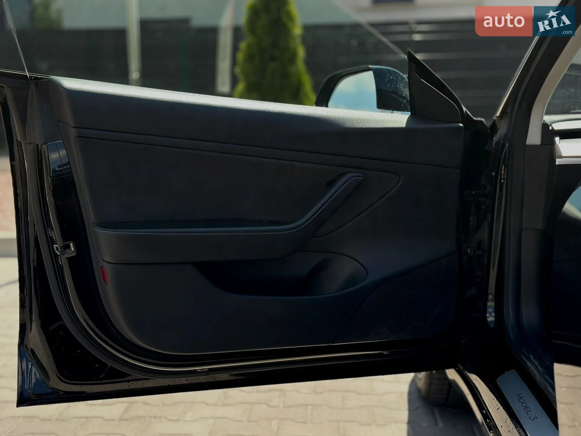 2018 Tesla Model 3 - мініатюра 9