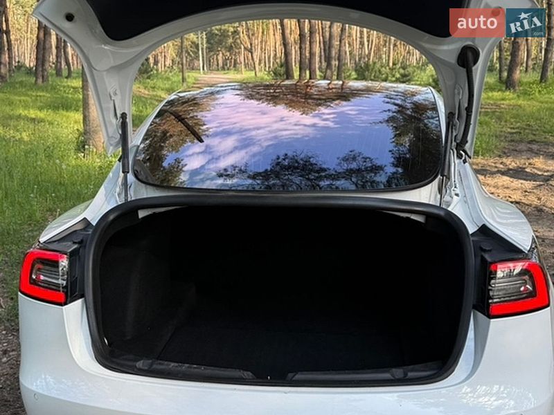Седан Tesla Model 3 2018 в Кропивницком фото 11 Седан Tesla Model 3 2018 в Кропивницком