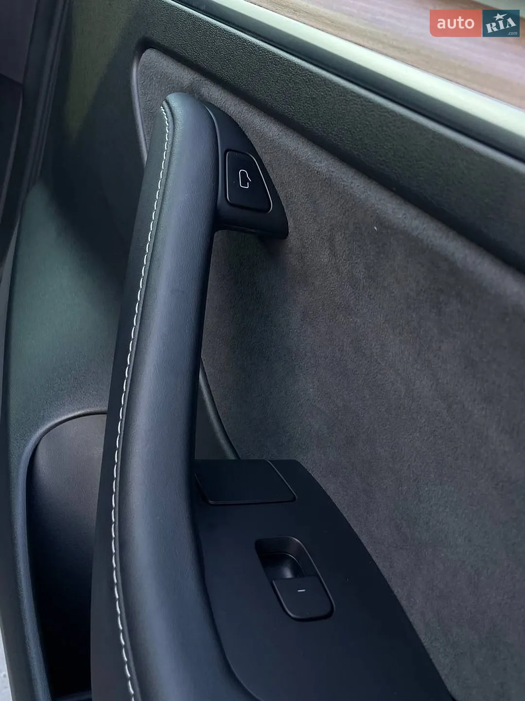 2022 Tesla Model 3 - мініатюра 13