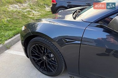 Седан Tesla Model 3 2024 в Львові
