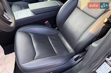 Седан Tesla Model 3 2024 в Львові