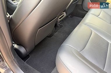 Седан Tesla Model 3 2024 в Львові