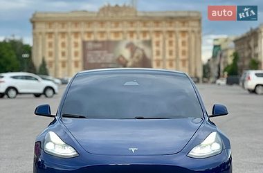 Седан Tesla Model 3 2021 в Харкові