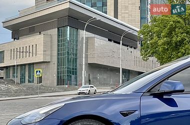 Седан Tesla Model 3 2021 в Харкові