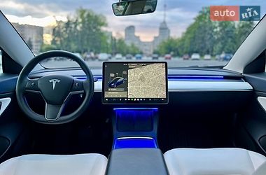 Седан Tesla Model 3 2021 в Харкові