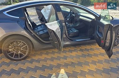 Седан Tesla Model 3 2018 в Одессе
