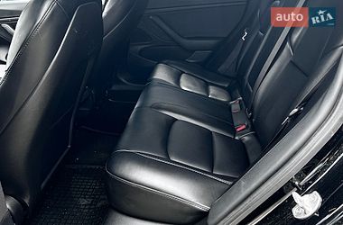Седан Tesla Model 3 2021 в Самборі