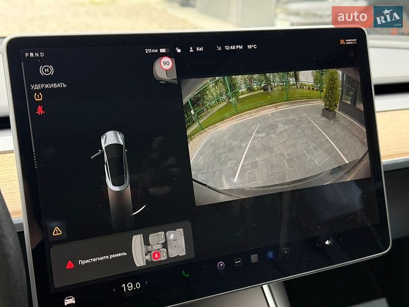 Седан Tesla Model 3 2020 в Ивано-Франковске