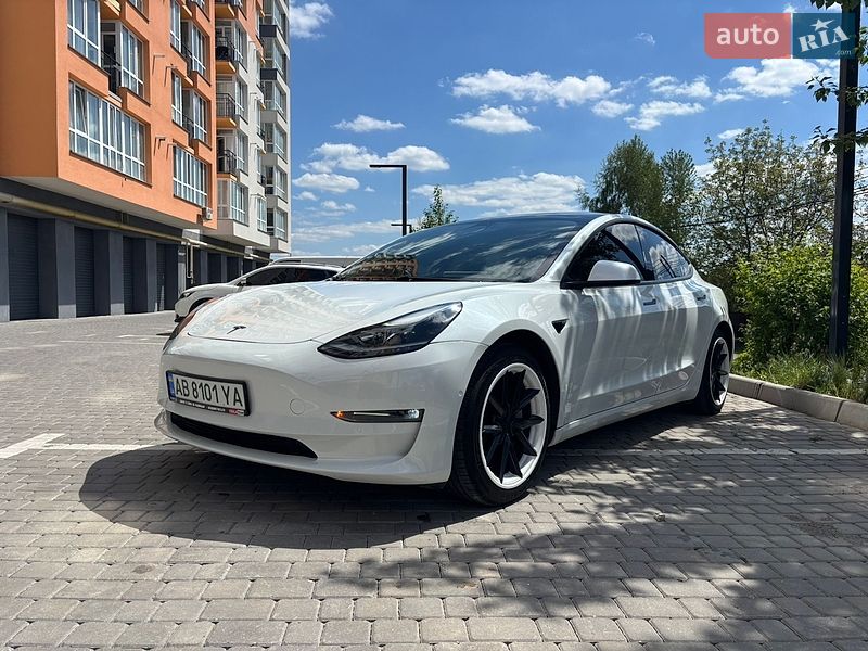 Tesla Model 3 2021