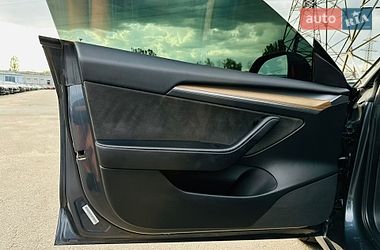 Седан Tesla Model 3 2022 в Харкові