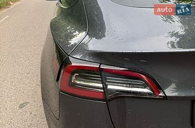 Седан Tesla Model 3 2022 в Кривому Озері