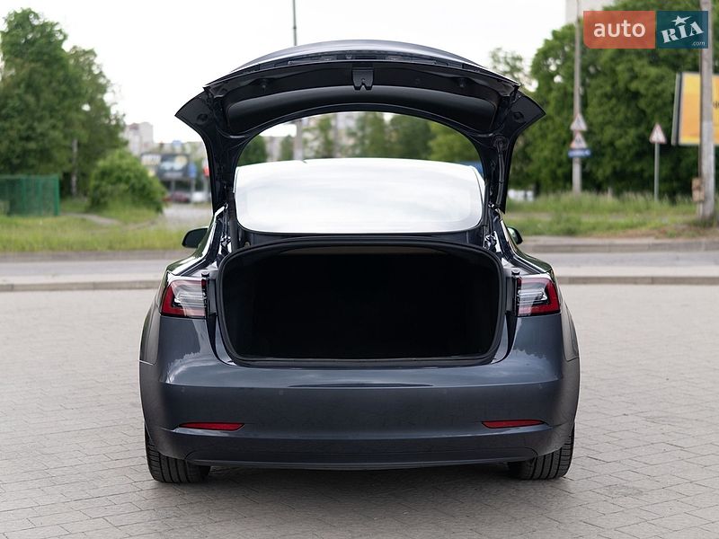 Седан Tesla Model 3 2022 в Дрогобыче фото 21 Седан Tesla Model 3 2022 в Дрогобыче