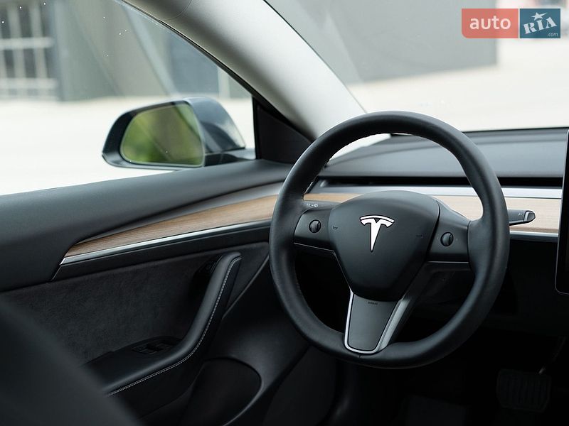Седан Tesla Model 3 2022 в Дрогобыче фото 30 Седан Tesla Model 3 2022 в Дрогобыче