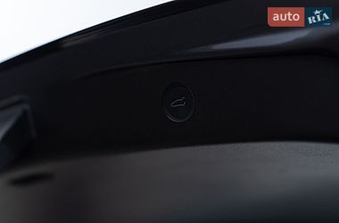 Седан Tesla Model 3 2022 в Дрогобыче