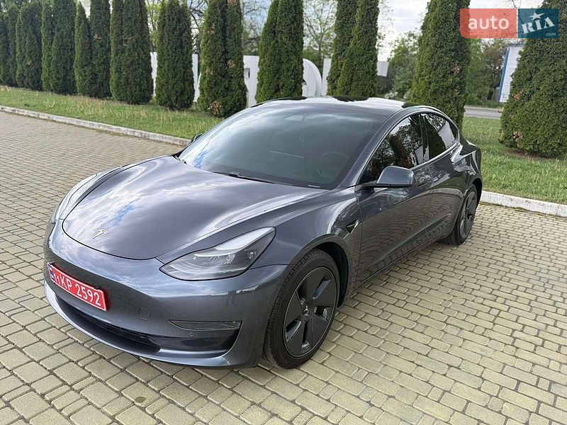 Седан Tesla Model 3 2020 в Одессе