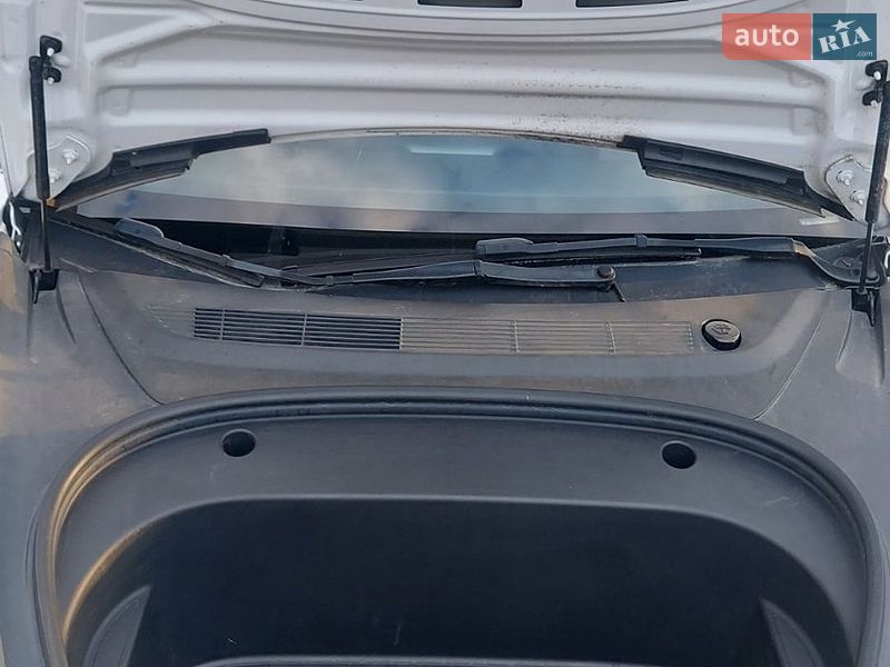 Седан Tesla Model 3 2022 в Луцке фото 4 Седан Tesla Model 3 2022 в Луцке