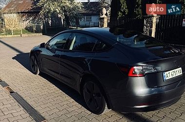 Седан Tesla Model 3 2022 в Надворной