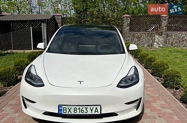 Седан Tesla Model 3 2021 в Хмельницькому
