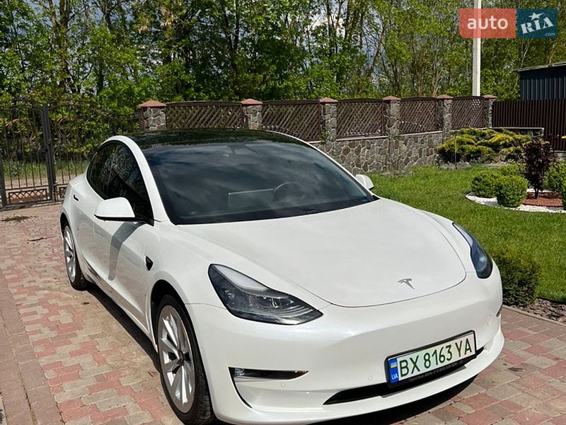 Седан Tesla Model 3 2021 в Хмельницькому