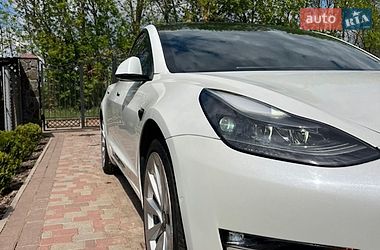 Седан Tesla Model 3 2021 в Хмельницькому