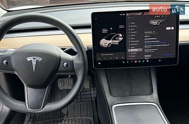 Седан Tesla Model 3 2021 в Хмельницькому