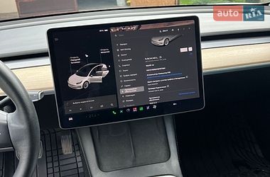 Седан Tesla Model 3 2021 в Хмельницькому