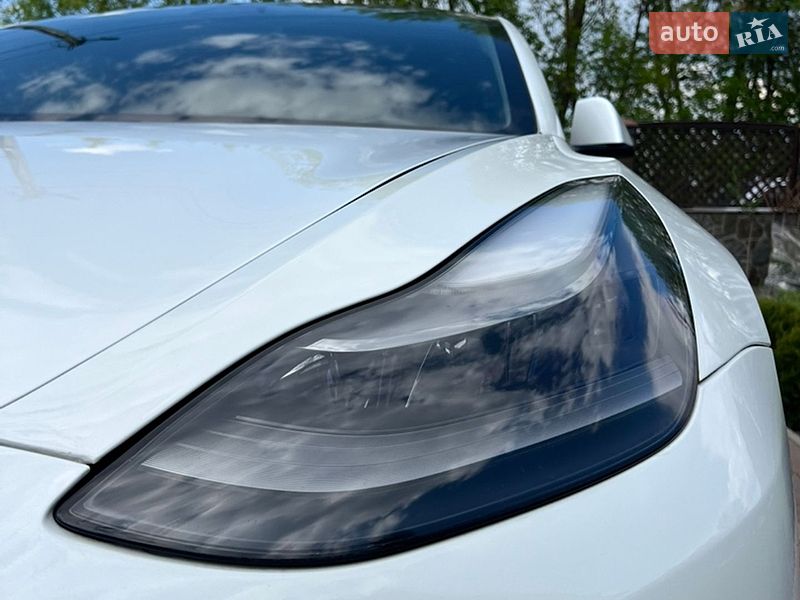 Седан Tesla Model 3 2021 в Хмельницькому