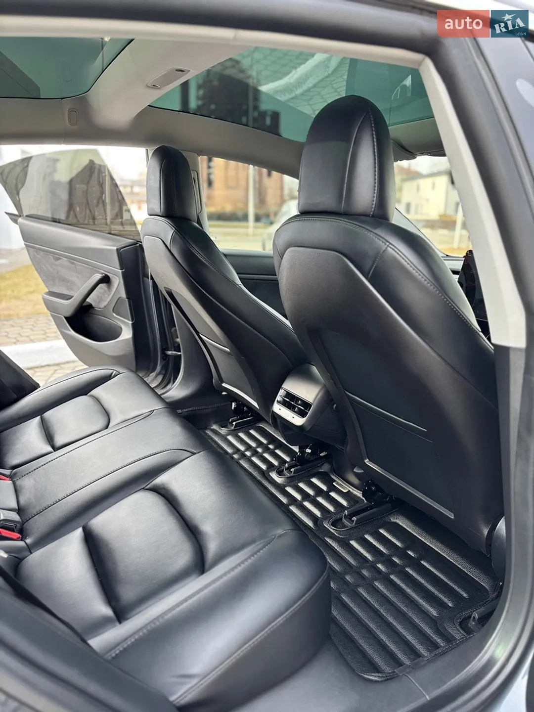 2020 Tesla Model 3 - мініатюра 21