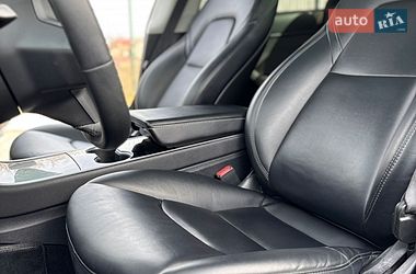 Седан Tesla Model 3 2020 в Жовкве